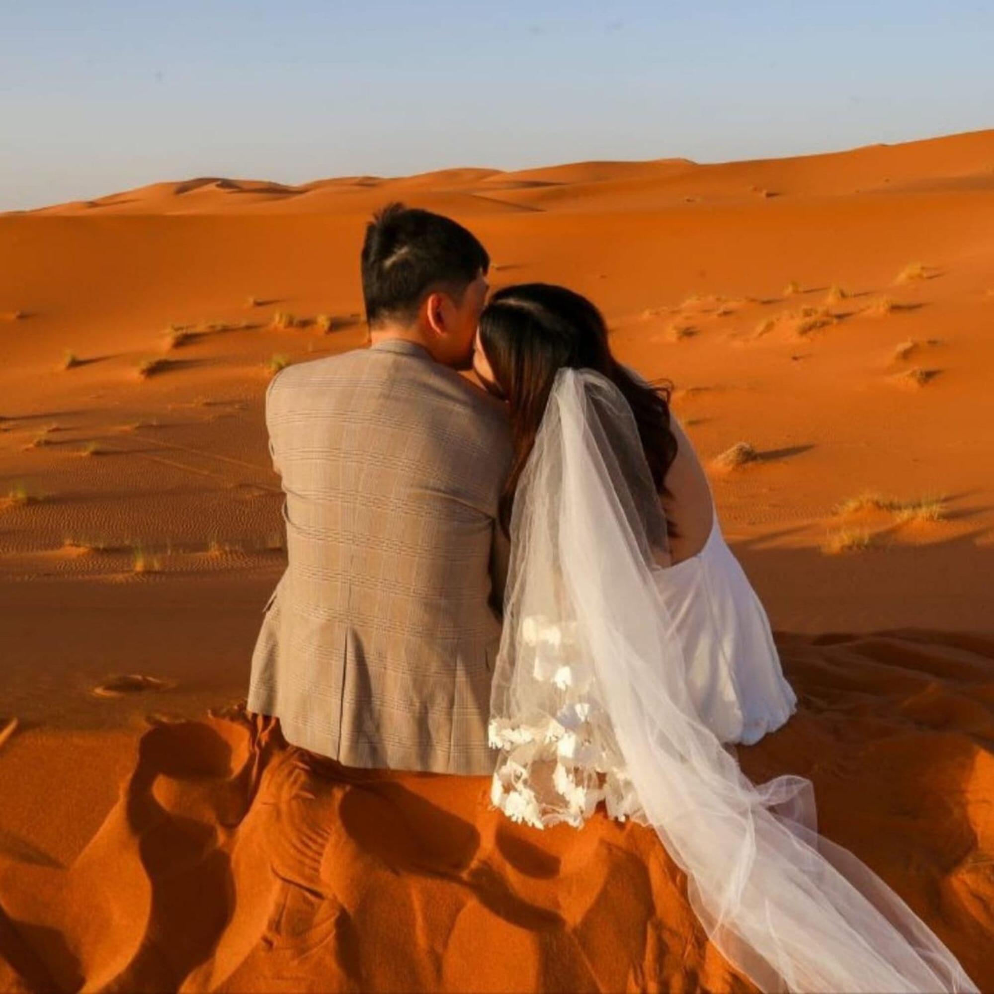 ホテル Unique Sahara Camp メルズーガ エクステリア 写真